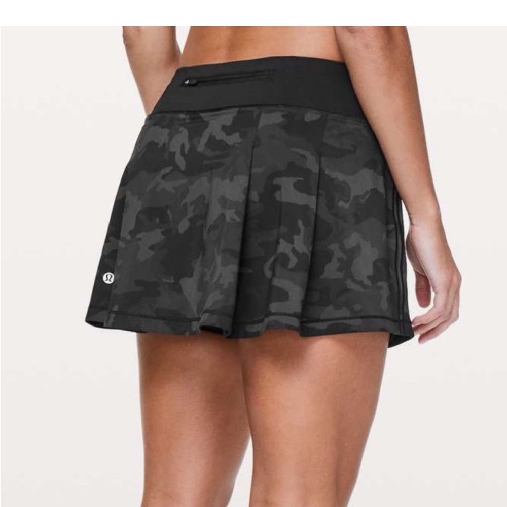 Black camo Lululemon skirt